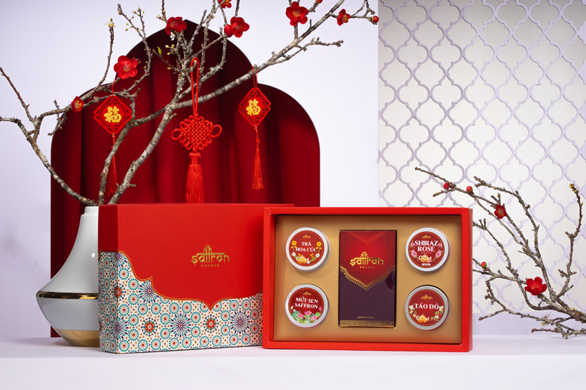 1. Hộp quà Tết Saffron SALAM & Mứt Saffron