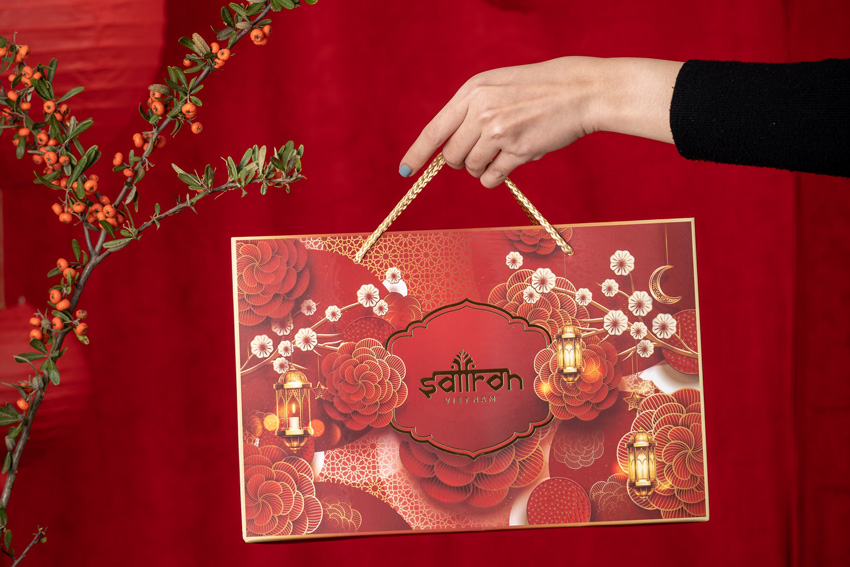 hop-qua-tet-saffron-bahraman-5